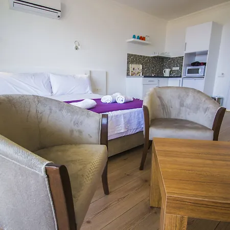 Hotell Kelebek 2*
